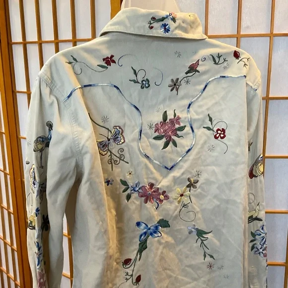 Whimsical Westen-Wear, snap button tan corduroy blouse - Picture 2 of 16